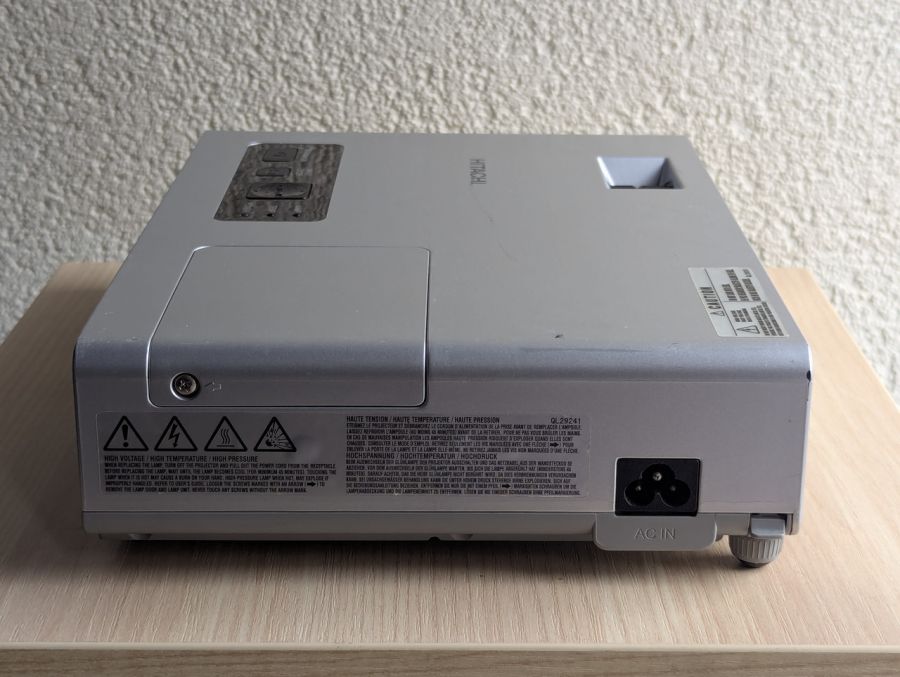 Б/В Проектор HITACHI CP-RX70
