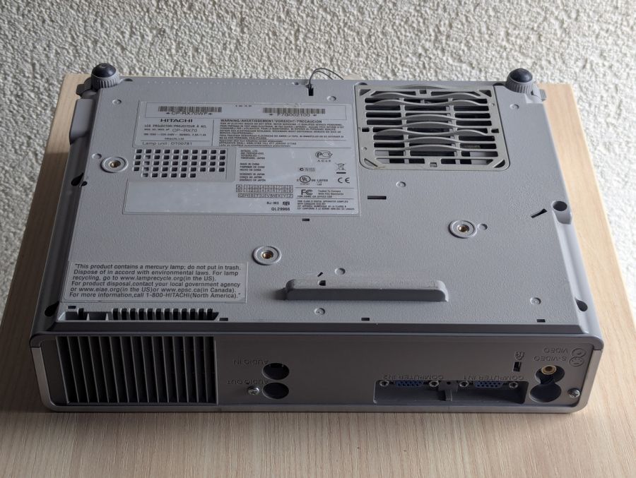 Б/В Проектор HITACHI CP-RX70