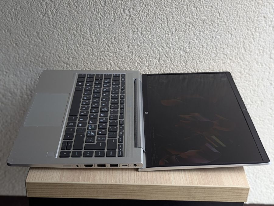 Уцінка! Ноутбук Б/В HP ProBook 440 G8, Intel Core i3, DDR4 16 GB, SSD 256GB, 14" Full HD