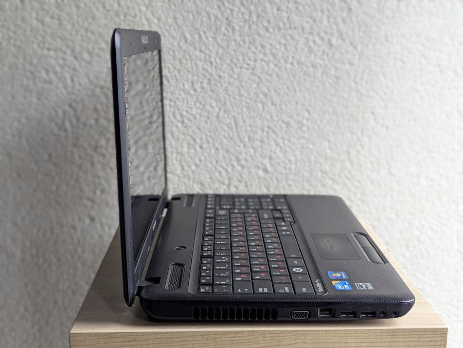 Ноутбук Б/В Toshiba Satellite C660-12F, Intel Core i3-370M, DDR3 8 GB, SSD 128GB, 15.6" HD