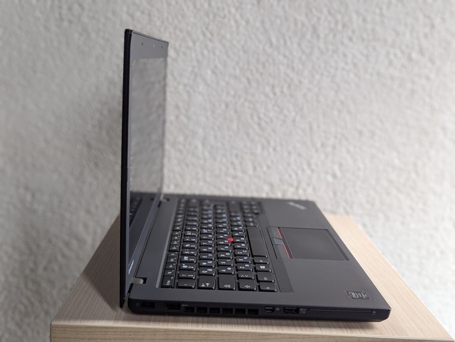 Уцінка! Ноутбук Б/В Lenovo ThinkPad T450, Intel Core i5-5300U, DDR3 8 GB, SSD 128GB, 14" HD