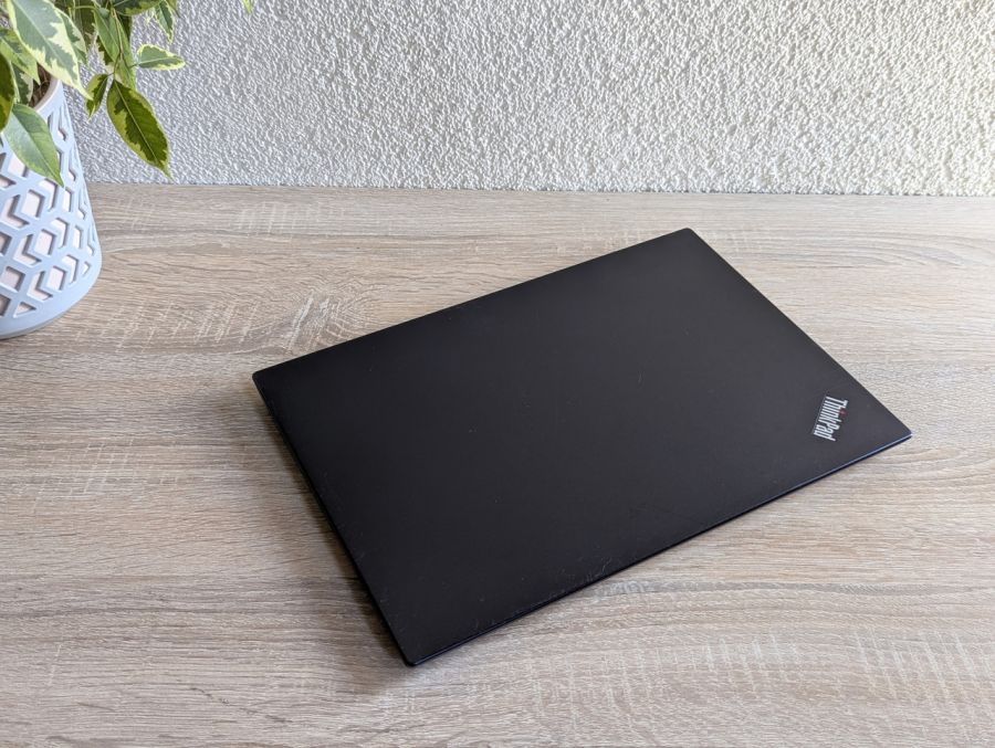 Уцінка! Ноутбук Б/В Lenovo ThinkPad X13, AMD Ryzen 5 PRO 4650U, DDR4, SSD 512GB, AMD Radeon Graphics, 13" Full HD