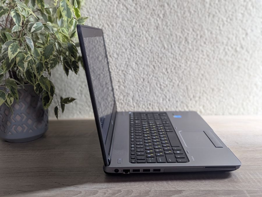 Уцінка! Ноутбук Б/В HP ProBook 650 G1, Intel Core i5-4200M, DDR3 8 GB, SSD 128GB, 15.6" HD