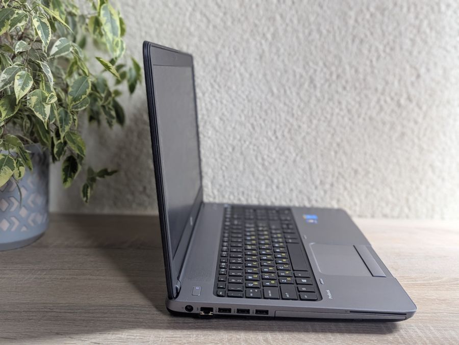 Ноутбук Б/В HP ProBook 650 G1, Intel Core i5-4300M, DDR3 8 GB, SSD 128GB, AMD Radeon HD 8500M, 15.6" Full HD