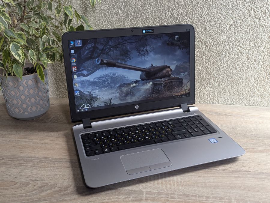 Уцінка! Ноутбук Б/В HP ProBook 450 G3, Intel Core i5-6200U, DDR3 8 GB, SSD 128GB, AMD Radeon R7 M340 2Gb, 15.6" Full HD