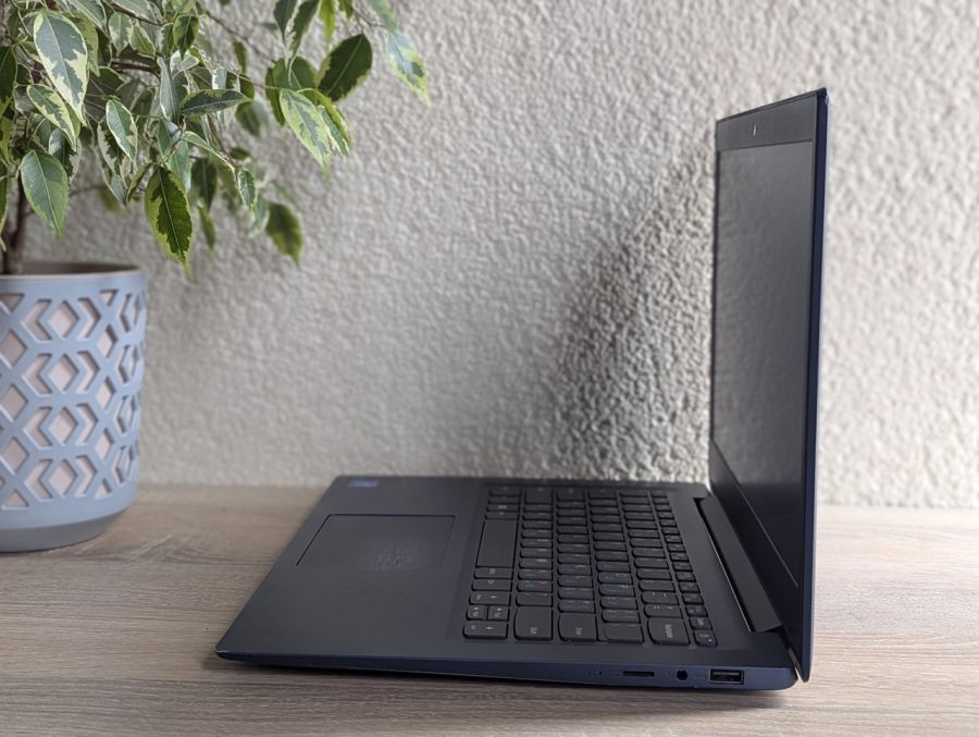 Ноутбук Б/В Lenovo S130-14IGM, Intel Celeron N4000, DDR4 4 GB, SSD 256GB, 14" Full HD