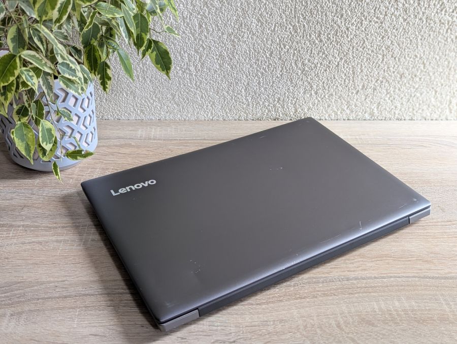 Уцінка! Ноутбук Б/В Lenovo IdeaPad 520-15IKB, Intel Core i7-8550U, DDR4 8 GB, SSD 128GB, 15.6" Full HD
