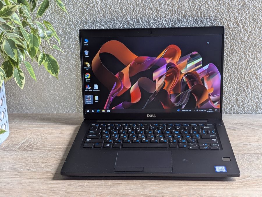 Уцінка! Ноутбук Б/В Dell Latitude 7390, Intel Core i5-7300U, DDR4 16 GB, SSD 256GB, 13" Full HD