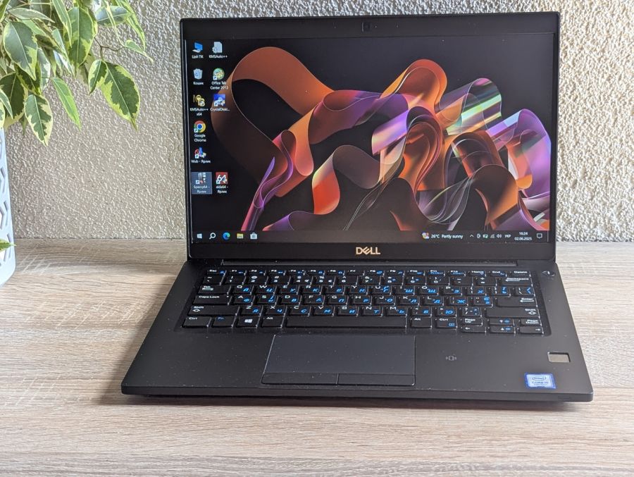 Ноутбук Б/В Dell Latitude 7390, Intel Core i5-7300U, DDR4 8 GB, SSD 128GB, 13" Full HD