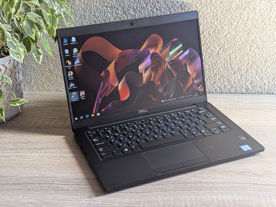Уцінка! Ноутбук Б/В Dell Latitude 7390, Intel Core i5-7300U, DDR4 8 GB, SSD 128GB, 13" Full HD