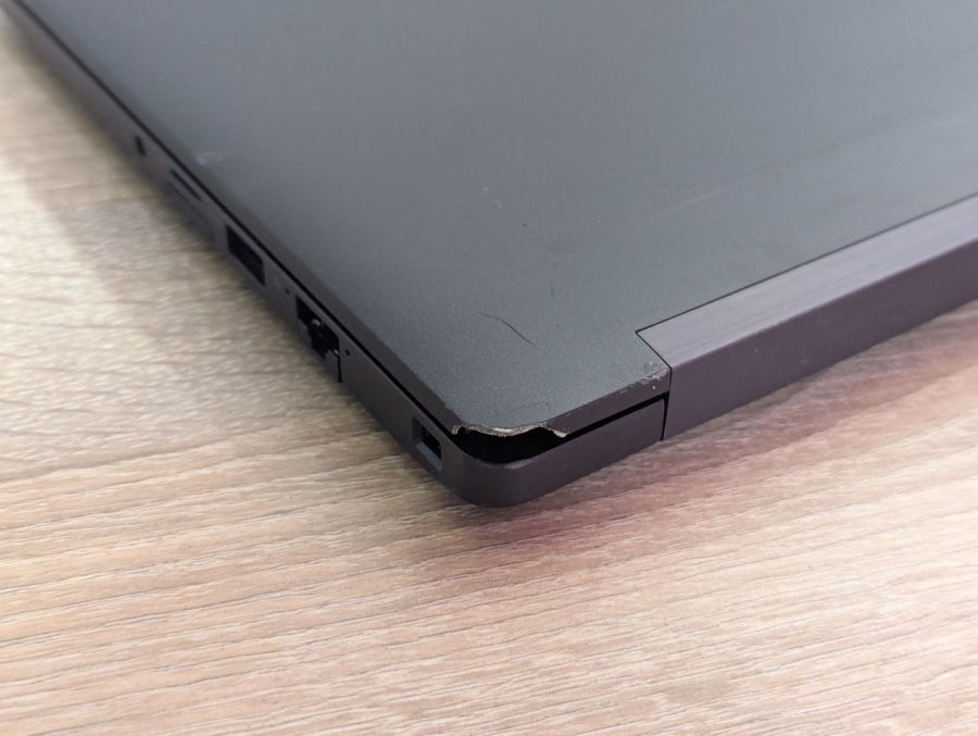Уцінка! Ноутбук Б/В Dell Latitude 7390, Intel Core i5-7300U, DDR4 8 GB, SSD 128GB, 13" Full HD
