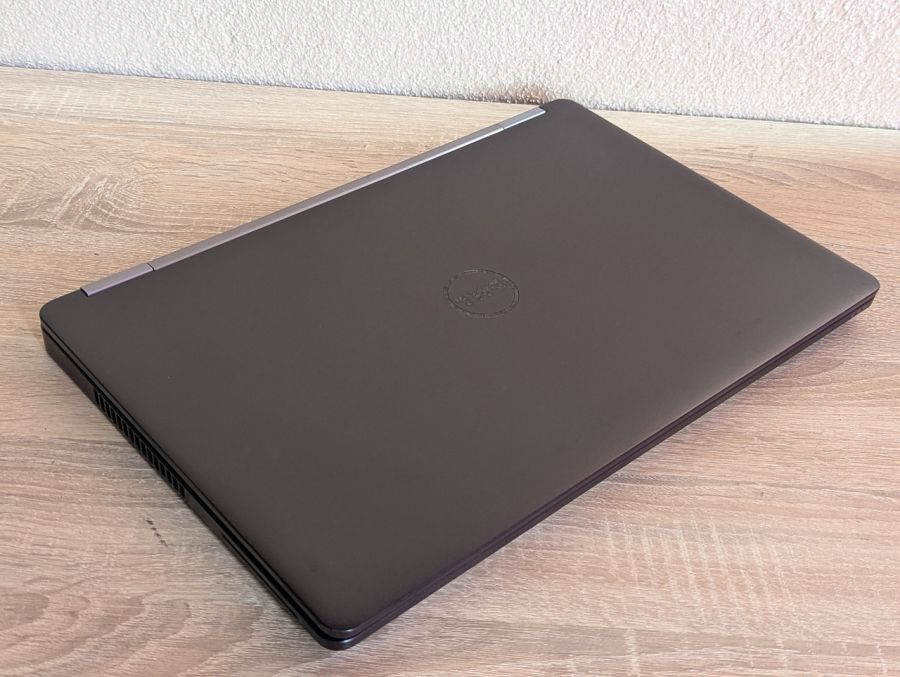 Ноутбук Б/В Dell Latitude E5570, Intel Core i5-6300U, DDR4 8 GB, SSD 128GB, 15.6" Full HD