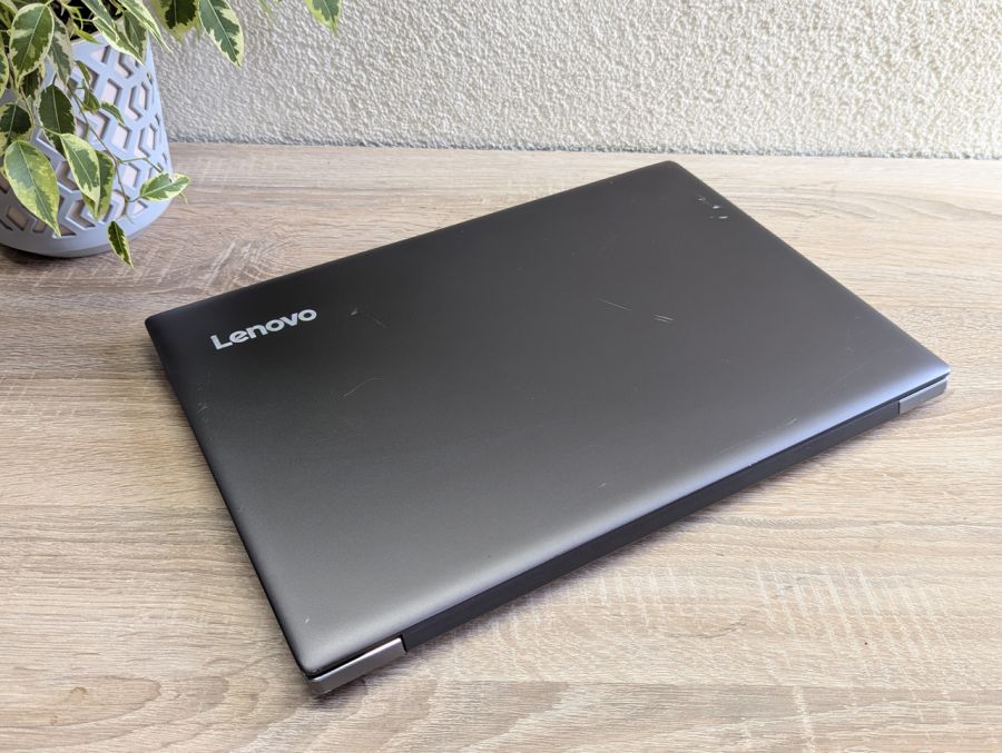 Ноутбук Б/В Lenovo IdeaPad 520-15IKB, Intel Core i5-7200U, DDR4 12 GB, SSD 256GB, NVIDIA GeForce 940MX 2Gb, 15.6" Full HD