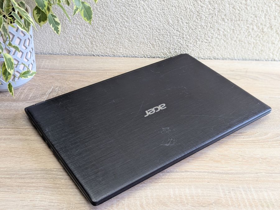 Уцінка! Ноутбук Б/В Acer Aspire A315-51, Intel Core i5-7200U, DDR4 8 GB, SSD 128GB, 15.6" HD