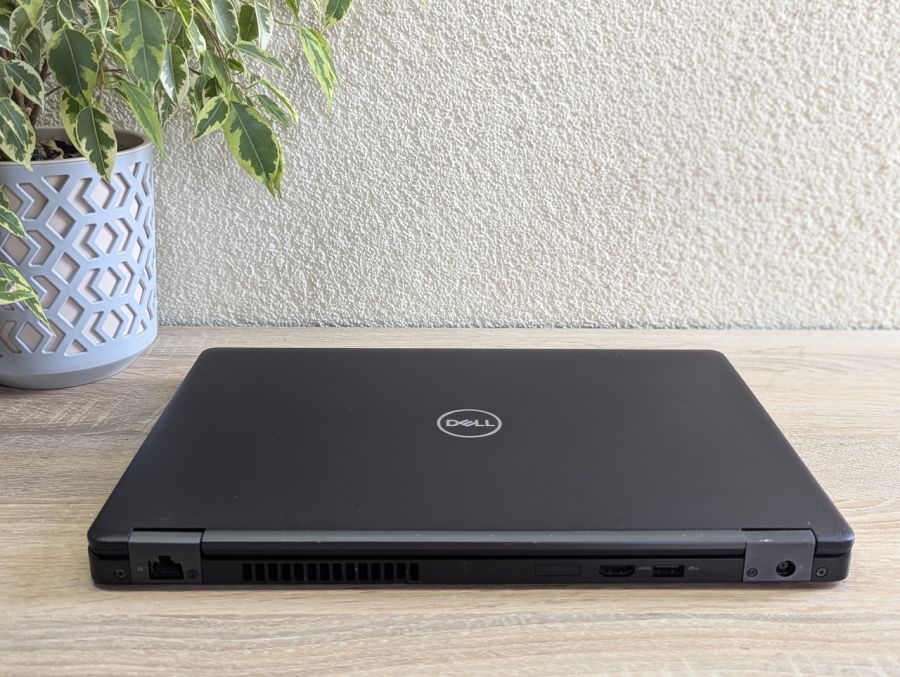 Уцінка! Ноутбук Б/В Dell Latitude 5490, Intel Core i5-8250U, DDR4 16 GB, SSD 256GB, 14" UHD