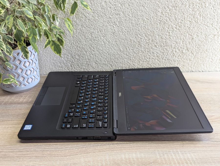 Уцінка! Ноутбук Б/В Dell Latitude 5490, Intel Core i5-8250U, DDR4 16 GB, SSD 256GB, 14" UHD