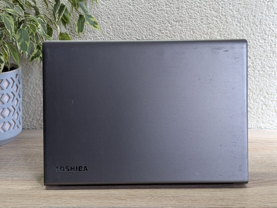 Уцінка! Ноутбук Б/В Toshiba Portege Z30T-C, Intel Core i5-6300U, DDR3 8 GB, SSD 128GB, 13" Full HD Сенсор