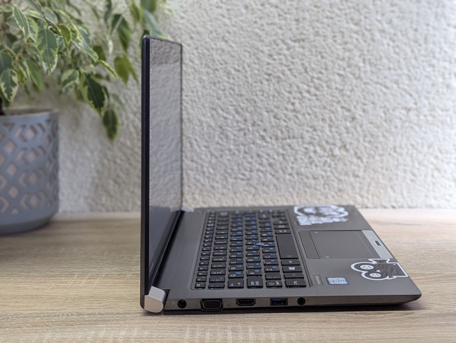 Уцінка! Ноутбук Б/В Toshiba Portege Z30T-C, Intel Core i5-6300U, DDR3 8 GB, SSD 128GB, 13" Full HD Сенсор