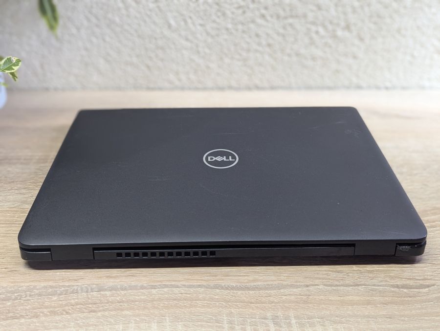 Уцінка! Ноутбук Б/В Dell Latitude 3400, Intel Core i5-8265U, DDR4 16 GB, SSD 256GB, 14" Full HD