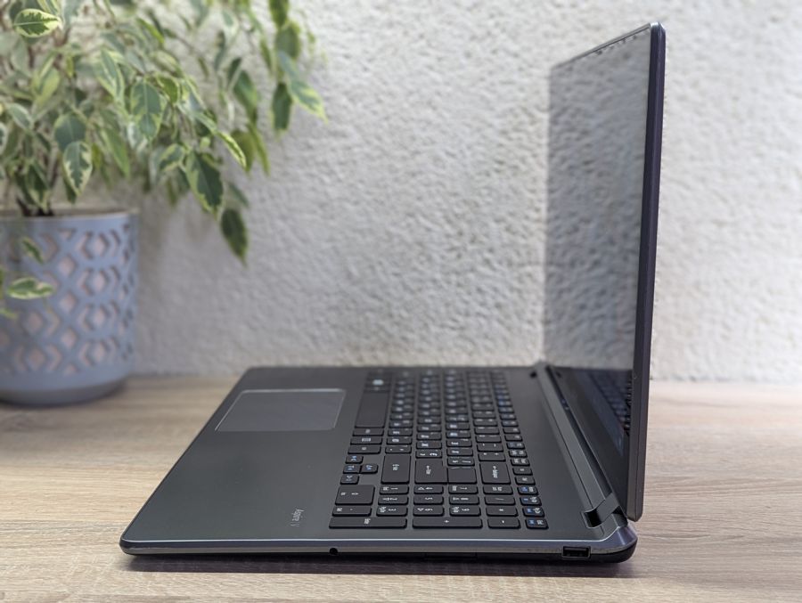 Уцінка! Ноутбук Б/В Acer Aspire V5-552P, AMD A10-5757M, DDR3 8 GB, SSD 128GB, AMD Radeon HD 8650G, 15.6" Сенсор