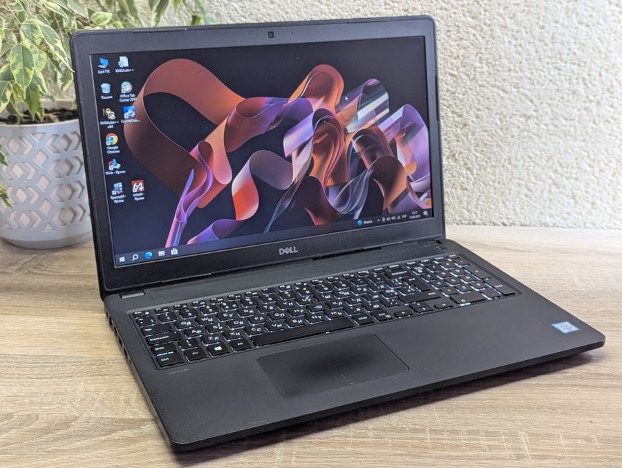 Уцінка! Ноутбук Б/В Dell Latitude 3580, Intel Core i5-6200U, DDR4 8 GB, SSD 128GB, 15.6" HD