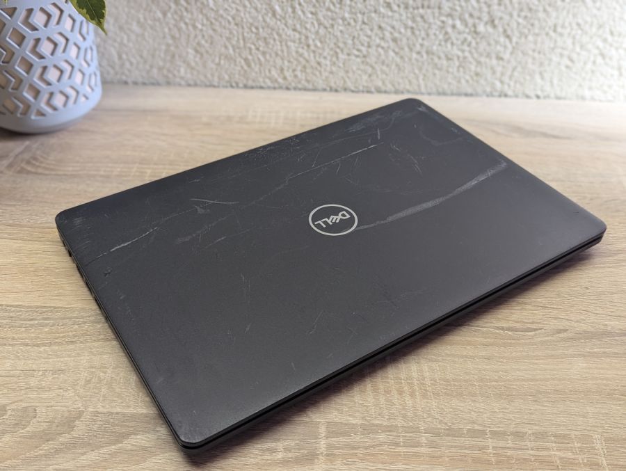Уцінка! Ноутбук Б/В Dell Latitude 3580, Intel Core i5-6200U, DDR4 8 GB, SSD 128GB, 15.6" HD