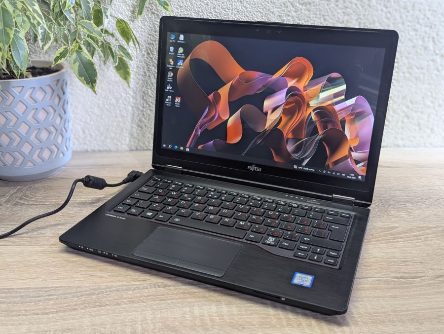 Уцінка! Ноутбук Б/В Fujitsu LifeBook U728, Intel Core i5-8350U, DDR4 8 GB, SSD 256GB, 12" Full HD Сенсор