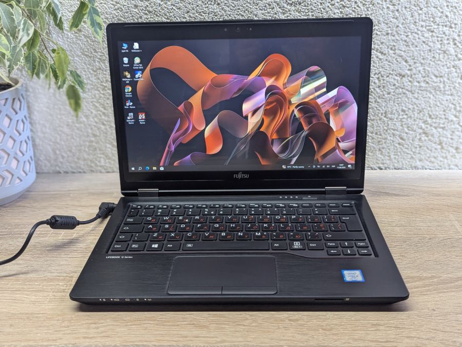 Уцінка! Ноутбук Б/В Fujitsu LifeBook U728, Intel Core i5-8350U, DDR4 8 GB, SSD 256GB, 12" Full HD Сенсор