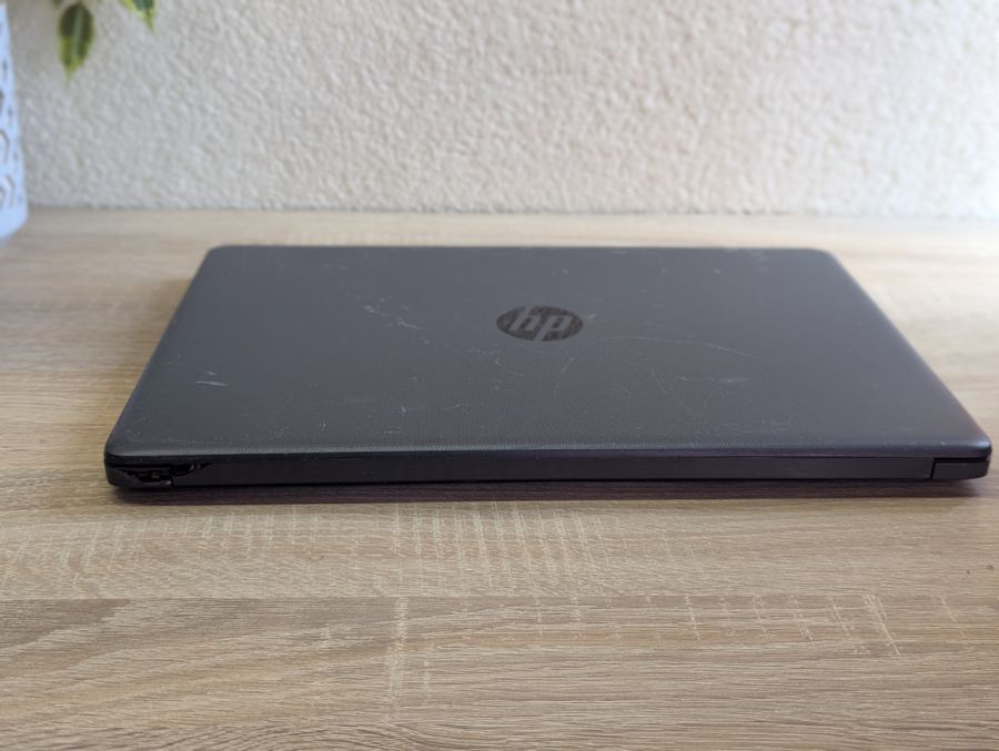 Уцінка! Ноутбук Б/В HP Notebook 250 G7, Intel Core i7-8565U, DDR4 8 GB, SSD 128GB, 15.6" UHD