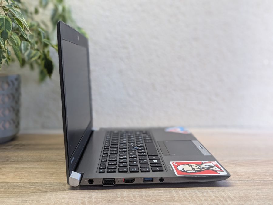 Уцінка! Ноутбук Б/В Toshiba Portege Z30-A, Intel Core i5-4310U, DDR3 8 GB, SSD 128GB, 13" HD
