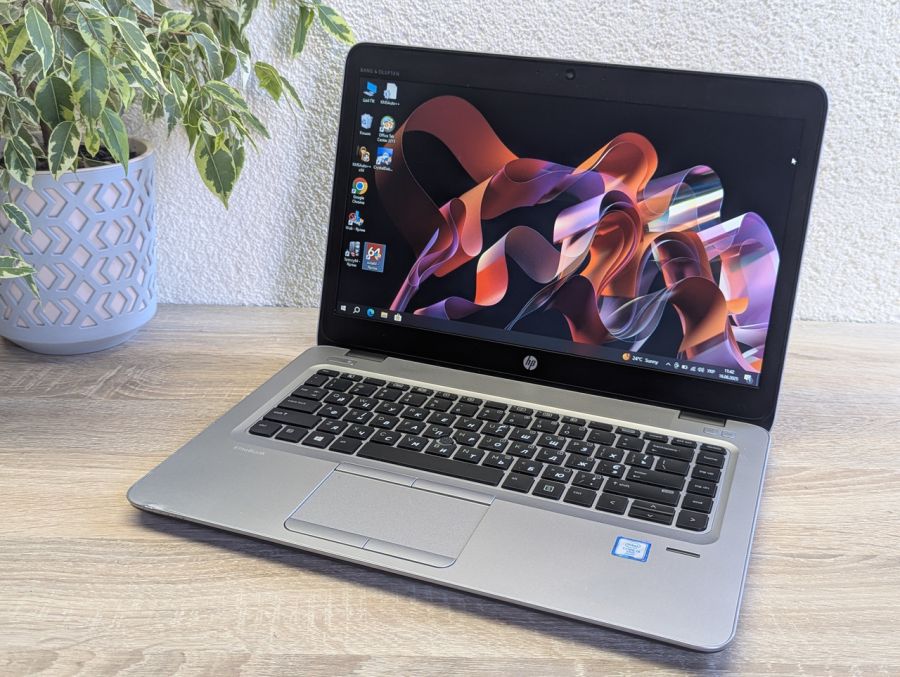 Уцінка! Ноутбук Б/В HP EliteBook 840 G3, Intel Core i5-6300U, DDR4 8 GB, SSD 128GB, 14" HD