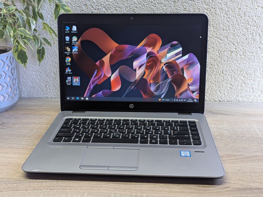 Уцінка! Ноутбук Б/В HP EliteBook 840 G3, Intel Core i5-6300U, DDR4 8 GB, SSD 128GB, 14" HD