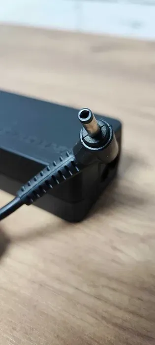 Б/В Lenovo 4.0x1.7mm