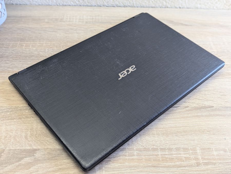 Уцінка! Ноутбук Б/В Acer Aspire A315-51, Intel Core i3-7130U, DDR4 8 GB, SSD 128GB + 1 TB, 15.6" Full HD