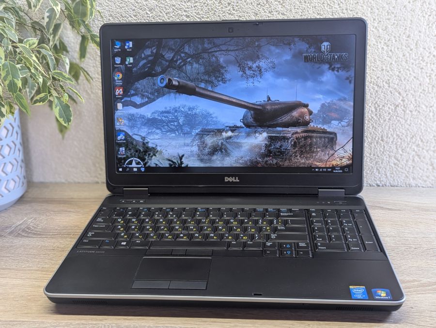 Ноутбук Б/В Dell E6540, Intel Core i7-4810MQ, DDR3 16 GB, SSD 256GB, AMD Radeon HD 8790M 2Gb, 15.6" Full HD