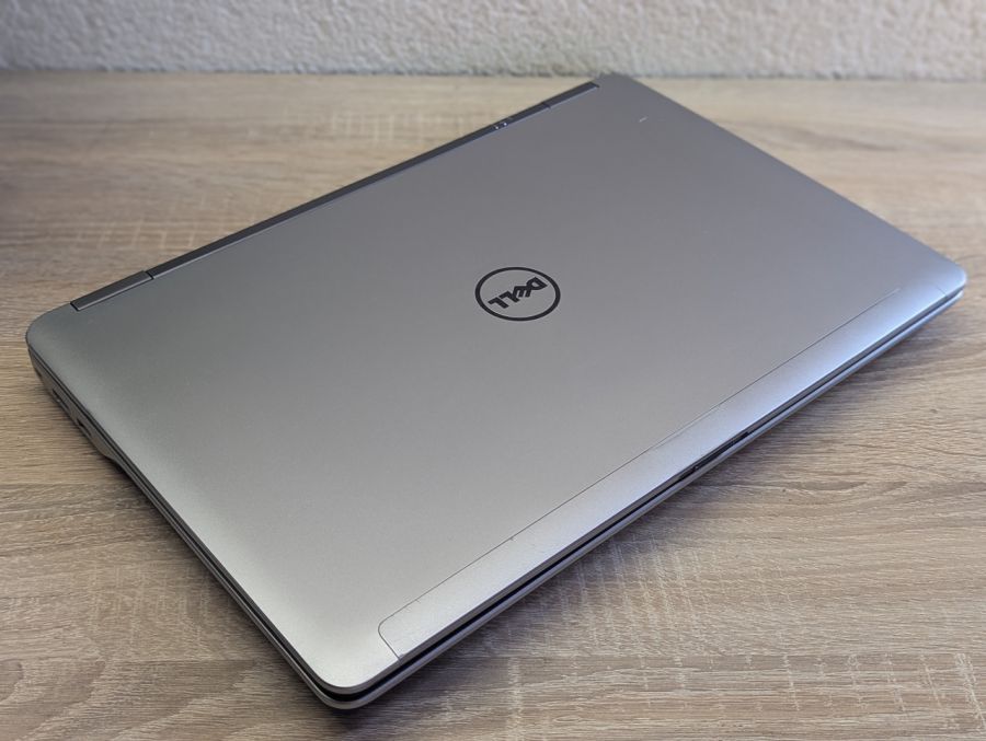 Ноутбук Б/В Dell E6540, Intel Core i7-4810MQ, DDR3 16 GB, SSD 256GB, AMD Radeon HD 8790M 2Gb, 15.6" Full HD