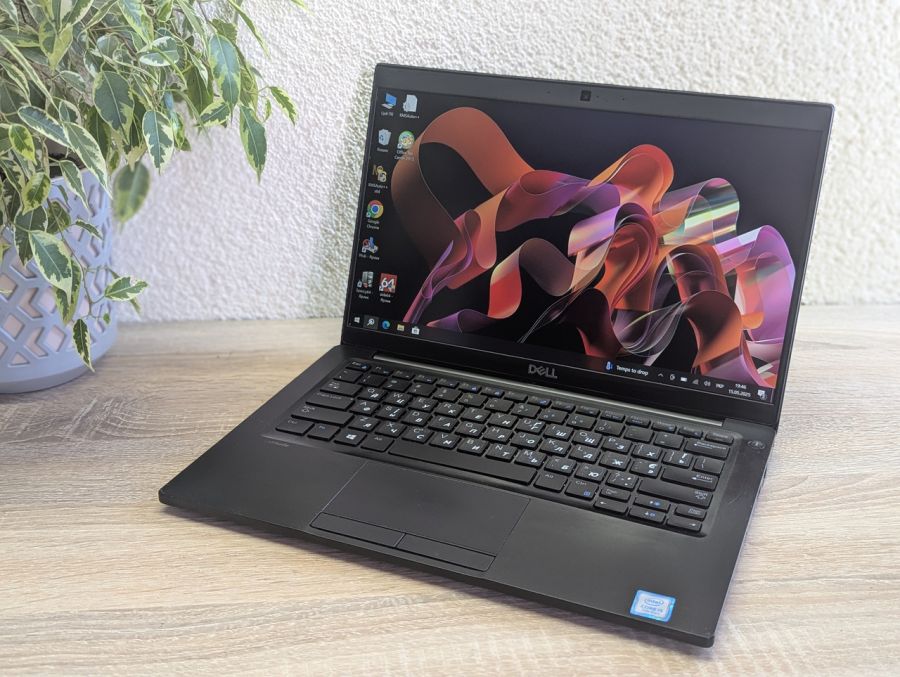 Уцінка! Ноутбук Б/В Dell Latitude 7380, Intel Core i5-7300U, DDR4 16 GB, SSD 256GB, 13" Full HD Сенсор