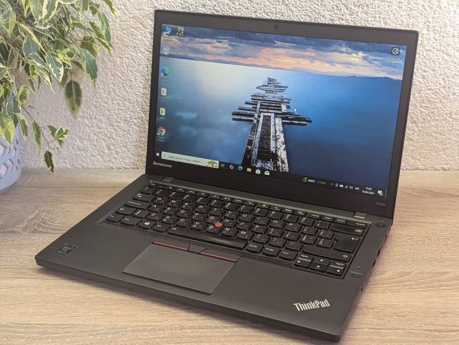 Уцінка! Ноутбук Б/В Lenovo ThinkPad T450S, Intel Core i5-5200U, DDR3 12 GB, SSD 128GB, 14" Full HD