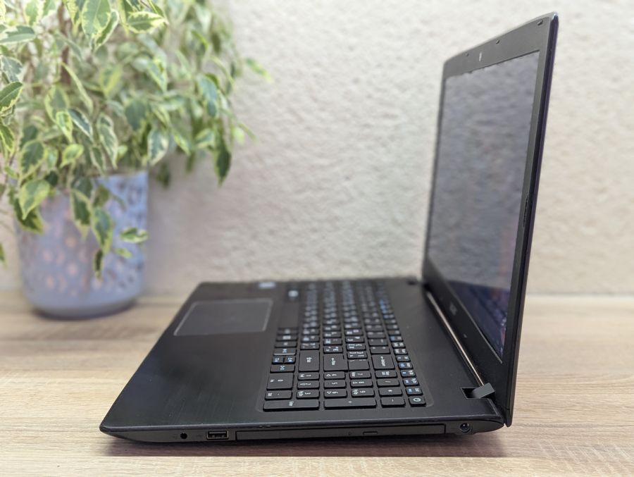Уцінка! Ноутбук Б/В Acer TravelMate P259-G2-M, Intel Core i5-7200U, DDR4 8 GB, SSD 128GB, 15.6" Full HD