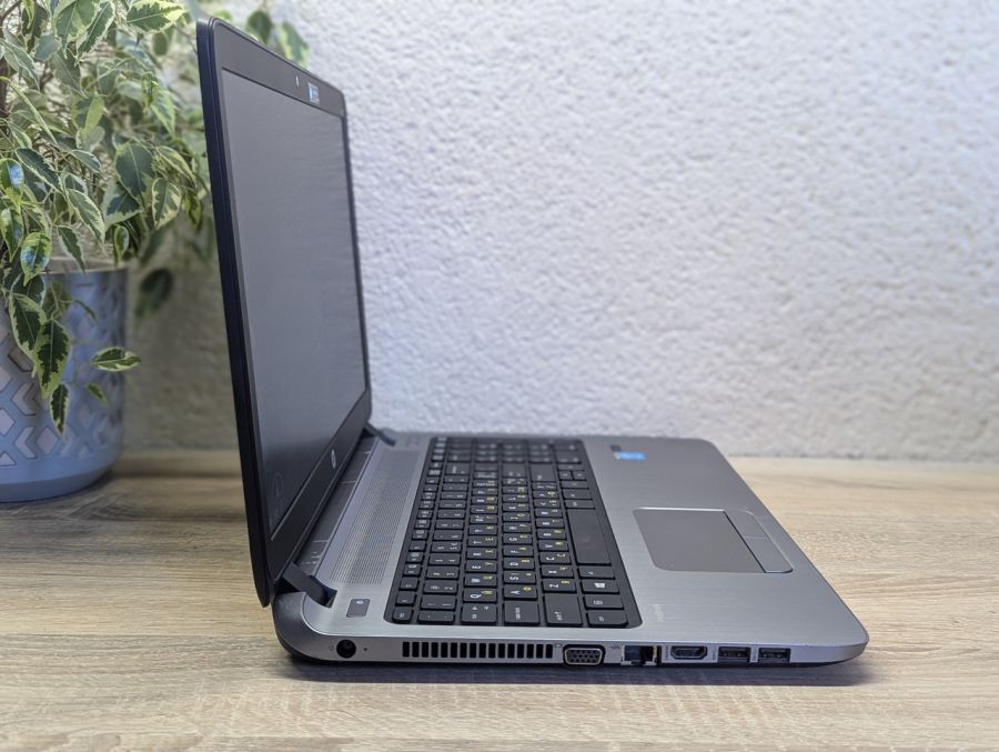 Уцінка! Ноутбук Б/В HP ProBook 450 G2, Intel Core i5-4210U, DDR3 8 GB, SSD 128GB, 15.6" HD