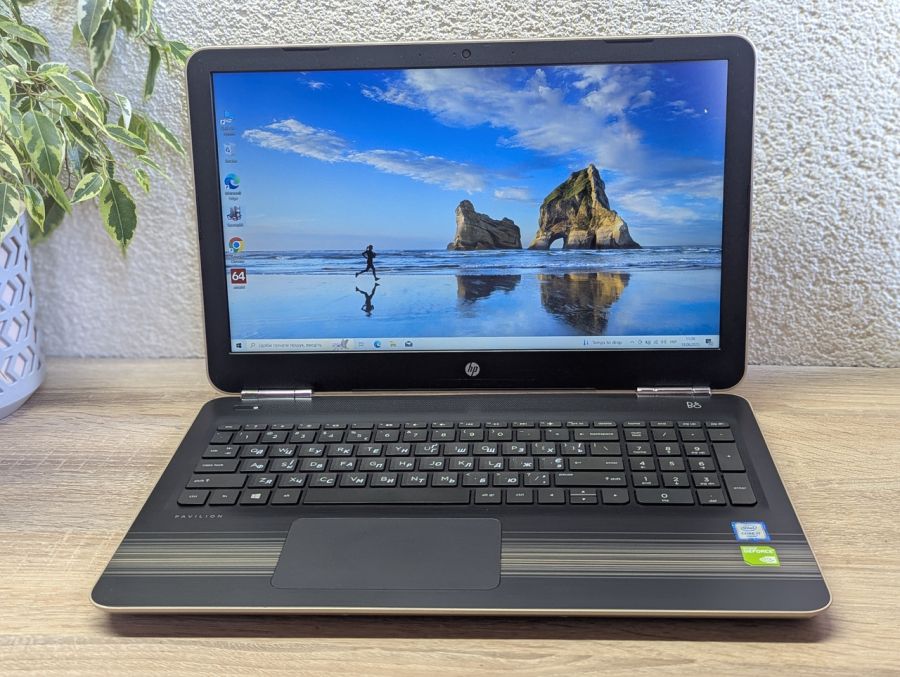 Уцінка! Ноутбук Б/В HP Pavilion Notebook, Intel Core i7-6700HQ, DDR4, SSD 256GB + HDD 1TB, NVIDIA GeForce 960M 2Gb, 15" Full HD