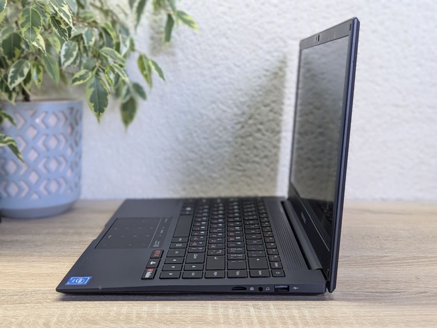 Уцінка! Ноутбук Б/В Positivo Tecnologia SA V142R, Intel Atom x5 Z8350, DDR3 2 GB, SSD 30GB, 15.6" HD