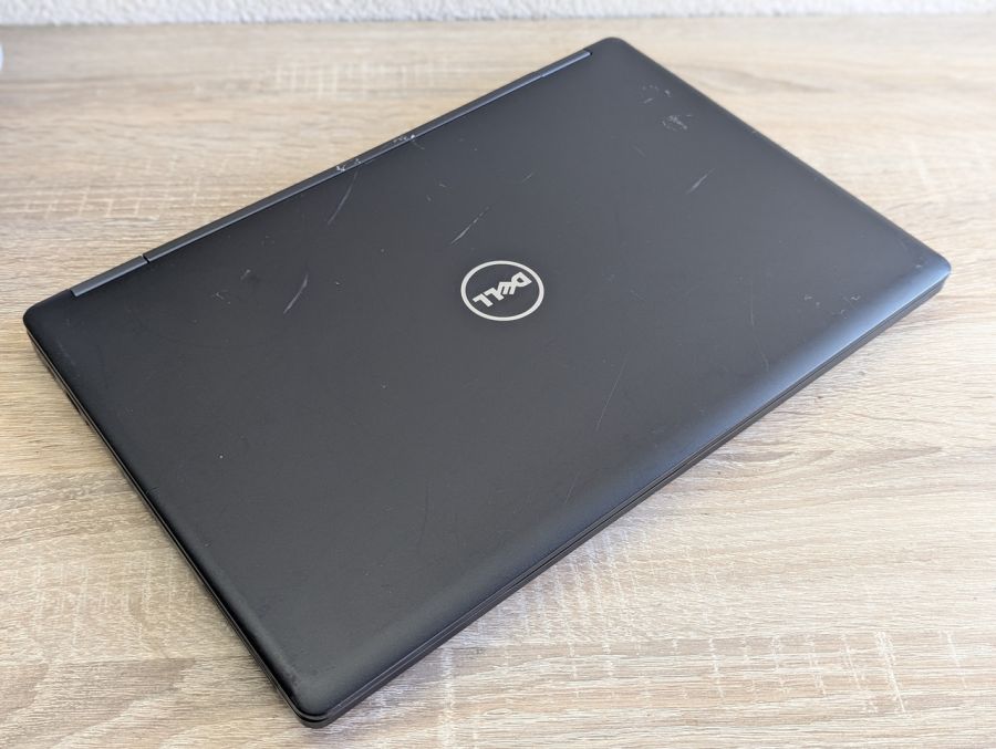 Уцінка! Ноутбук Б/В Dell Latitude 5580, Intel Core i5-6300U, DDR4 8 GB, SSD 128GB, 15.6" Full HD