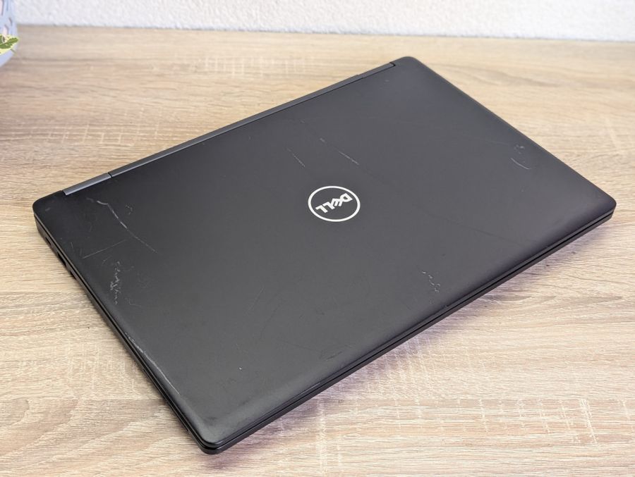 Уцінка! Ноутбук Б/В Dell Latitude 5580, Intel Core i5-6300U, DDR4 8 GB, SSD 128GB, 15.6" Full HD
