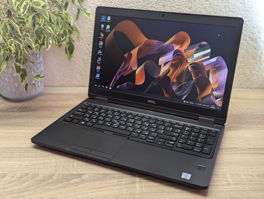 Уцінка! Ноутбук Б/В Dell Latitude 5580, Intel Core i5-6300U, DDR4 8 GB, SSD 128GB, 15.6" Full HD