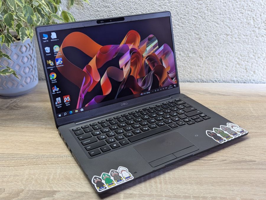 Уцінка! Ноутбук Б/В Dell Latitude 7400, Intel Core i5-8665U, DDR4 16 GB, SSD 256GB, 14" Full HD Сенсор