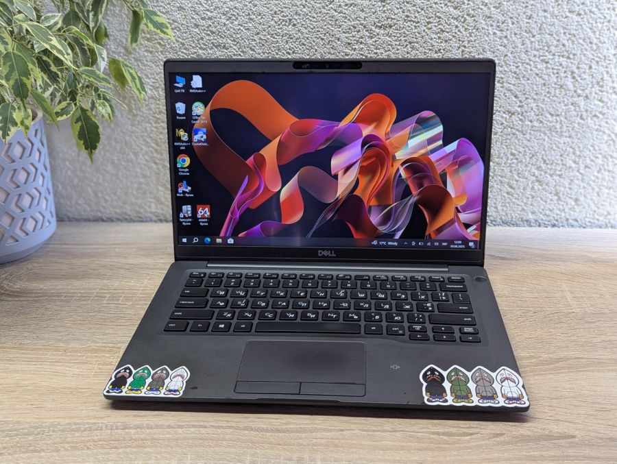 Уцінка! Ноутбук Б/В Dell Latitude 7400, Intel Core i5-8665U, DDR4 16 GB, SSD 256GB, 14" Full HD Сенсор