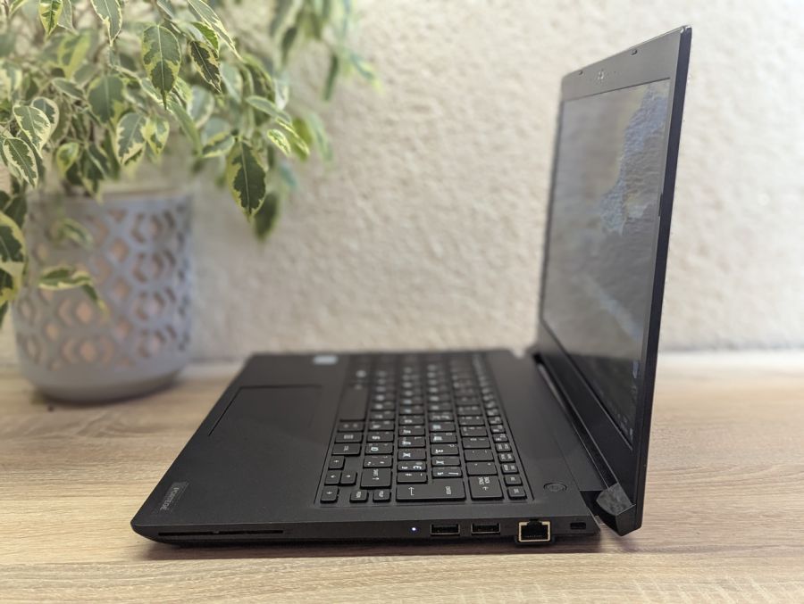 Уцінка! Ноутбук Б/В Dynabook Portege A30-E, Intel Core i5-8250U, DDR4 16 GB, SSD 256GB, 13" Full HD