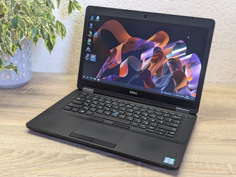 Уцінка! Ноутбук Б/В Dell Latitude E5470, Intel Core i5-6300U, DDR4 8 GB, SSD 128GB, 14" HD