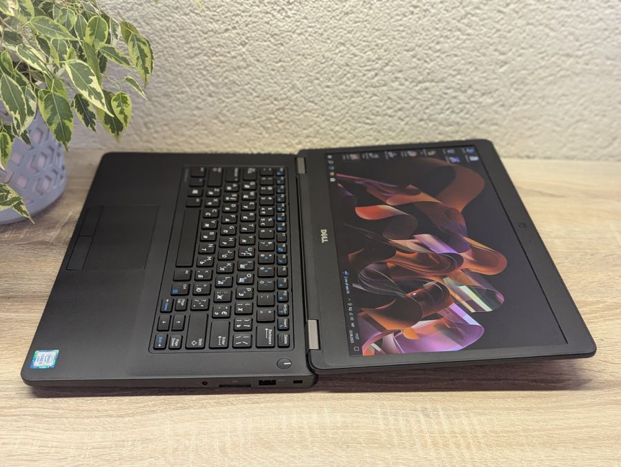 Ноутбук Б/В Dell Latitude E5470, Intel Core i5-6300U, DDR4 8 GB, SSD 128GB, 14" Full HD